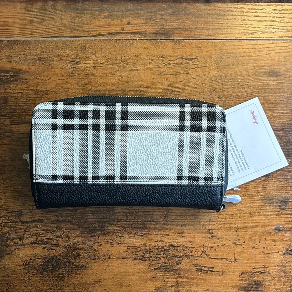 Thirty-One All About the Benjamins Wallet